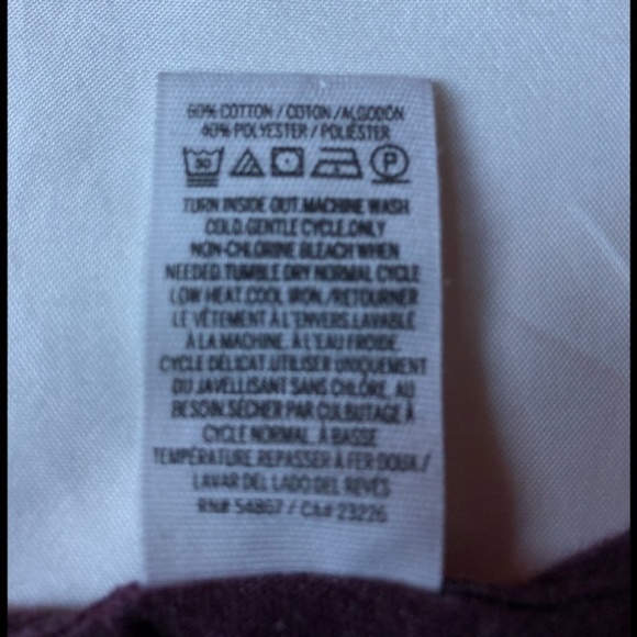 ❤️PINK VICTORIA’S SECRET SLEEPWEAR TOP+Fanny Pack - Picture 11 of 12